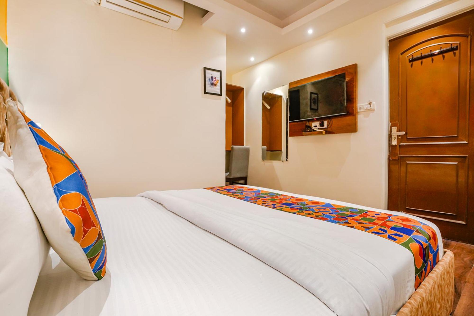 Fabhotel Twigo Inn Mumbai Exterior photo