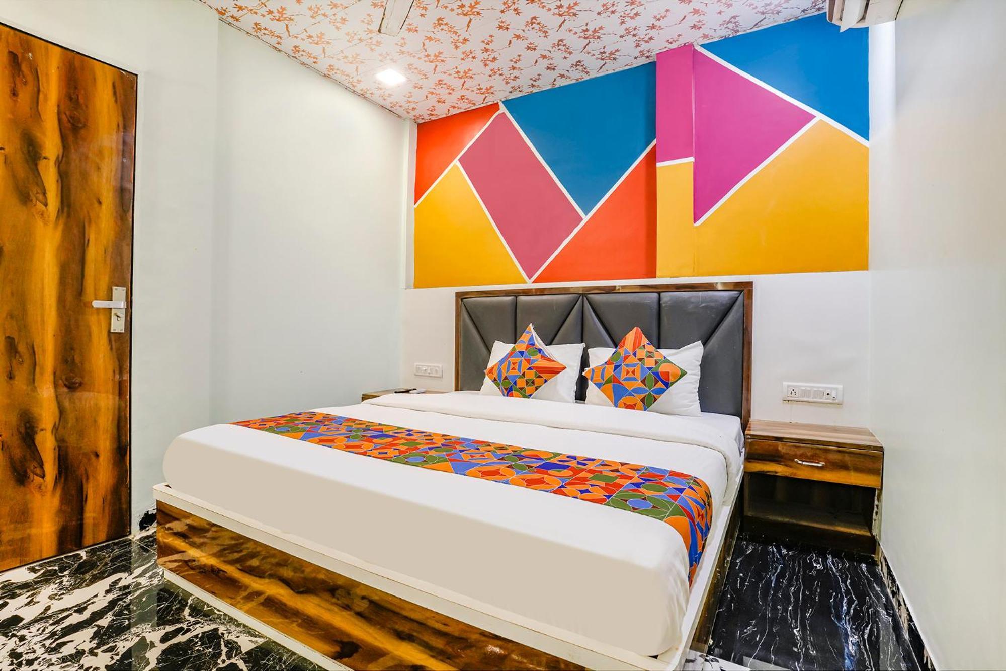 Fabhotel Twigo Inn Mumbai Exterior photo